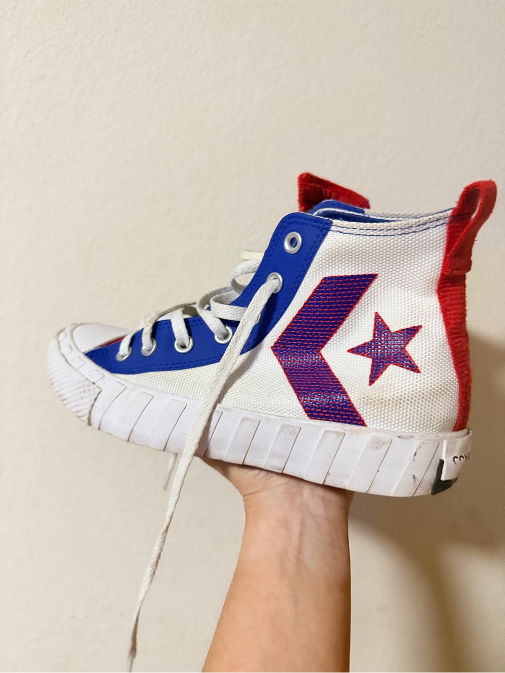 High-top Canvas Sneakers in White, Blue & Red - Star Accent